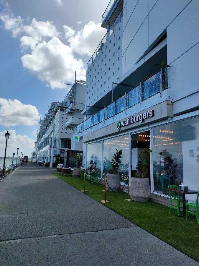 Princes Wharf Grace Apartments Окленд Экстерьер фото